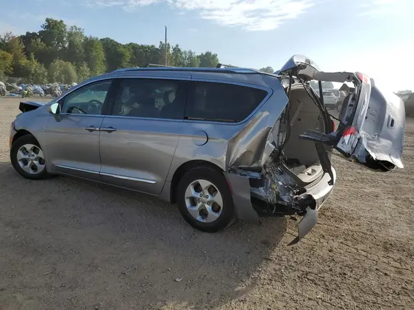 2C4RC1EG2HR560338 2017 CHRYSLER PACIFICA - Image 2