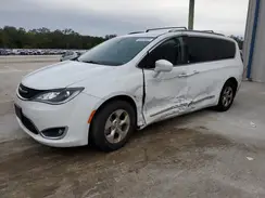 2C4RC1EG2HR577219 2017 CHRYSLER PACIFICA