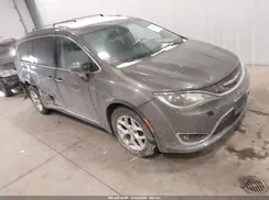 2C4RC1EG2HR577642 2017 CHRYSLER PACIFICA