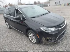 2C4RC1EG2HR584980 2017 CHRYSLER PACIFICA
