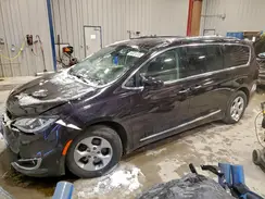 2C4RC1EG2HR591556 2017 CHRYSLER PACIFICA