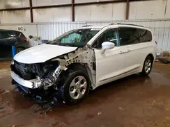 2C4RC1EG2HR599706 2017 CHRYSLER PACIFICA