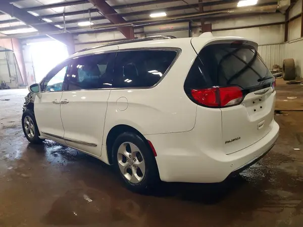 2C4RC1EG2HR599706 2017 CHRYSLER PACIFICA - Image 2