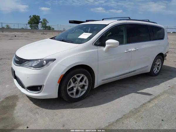 2C4RC1EG2HR622319 2017 CHRYSLER PACIFICA - Image 2