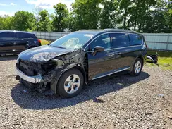2C4RC1EG2HR628251 2017 CHRYSLER PACIFICA