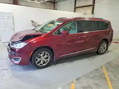 2C4RC1EG2HR635328 2017 CHRYSLER PACIFICA