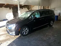 2C4RC1EG2HR653070 2017 CHRYSLER PACIFICA