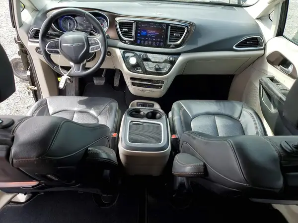 2C4RC1EG2HR688837 2017 CHRYSLER PACIFICA - Image 8