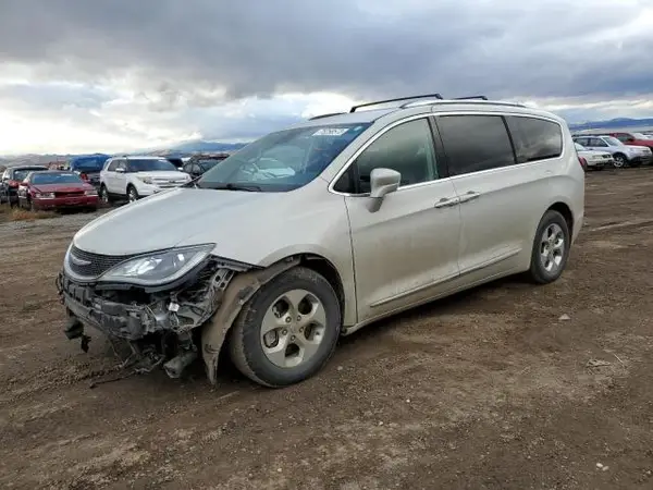 2C4RC1EG2HR704874 2017 CHRYSLER PACIFICA - Image 1