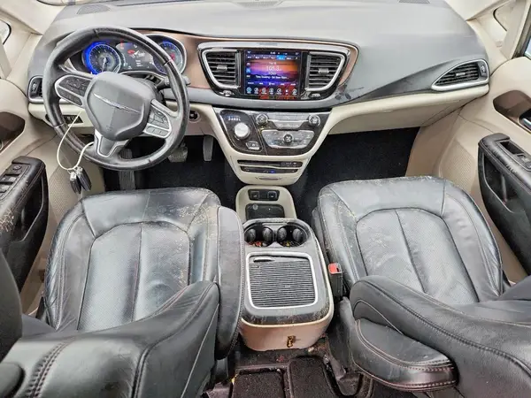 2C4RC1EG2HR708858 2017 CHRYSLER PACIFICA - Image 8