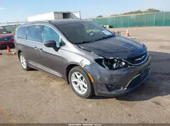 2C4RC1EG2HR729709 2017 CHRYSLER PACIFICA
