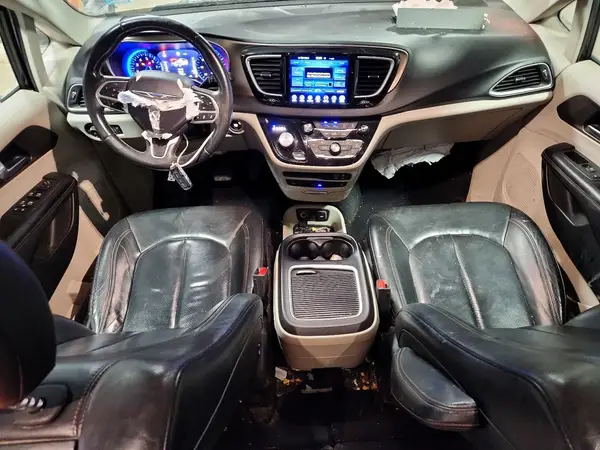 2C4RC1EG2HR752696 2017 CHRYSLER PACIFICA - Image 8