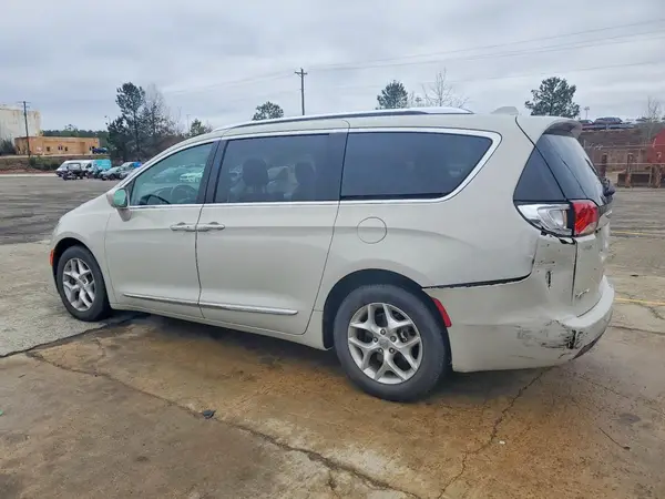 2C4RC1EG2HR752827 2017 CHRYSLER PACIFICA - Image 2