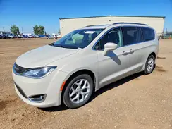 2C4RC1EG2HR754240 2017 CHRYSLER PACIFICA