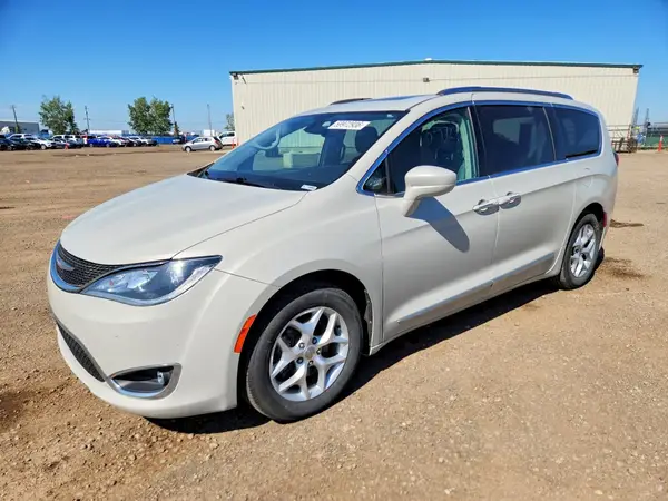 2C4RC1EG2HR754240 2017 CHRYSLER PACIFICA - Image 1