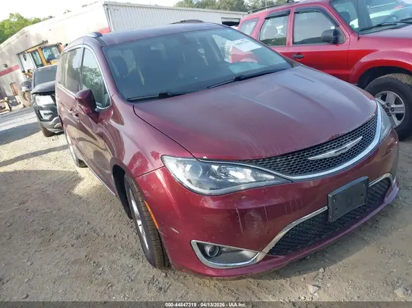 2C4RC1EG2HR754643 2017 CHRYSLER PACIFICA - Image 1
