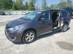 2C4RC1EG2HR759468 2017 CHRYSLER PACIFICA