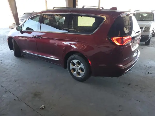 2C4RC1EG2HR788601 2017 CHRYSLER PACIFICA - Image 2
