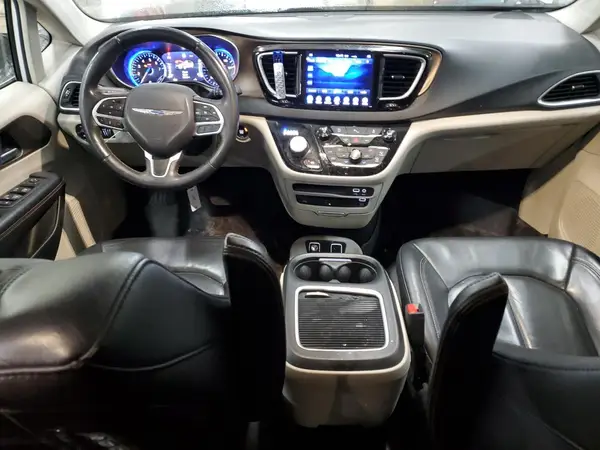 2C4RC1EG2HR796391 2017 CHRYSLER PACIFICA - Image 8