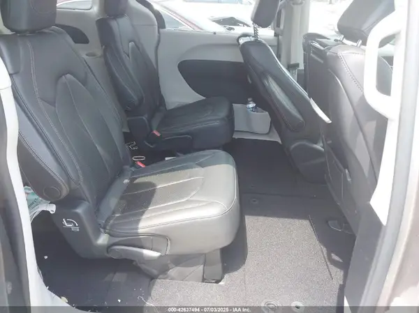 2C4RC1EG2HR803596 2017 CHRYSLER PACIFICA - Image 8