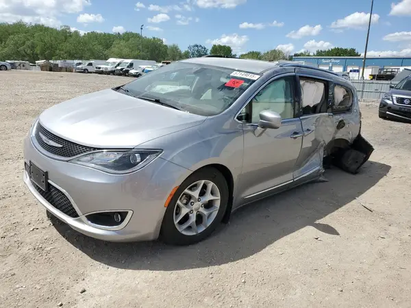 2C4RC1EG2HR816607 2017 CHRYSLER PACIFICA - Image 1