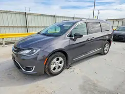 2C4RC1EG2HR821676 2017 CHRYSLER PACIFICA