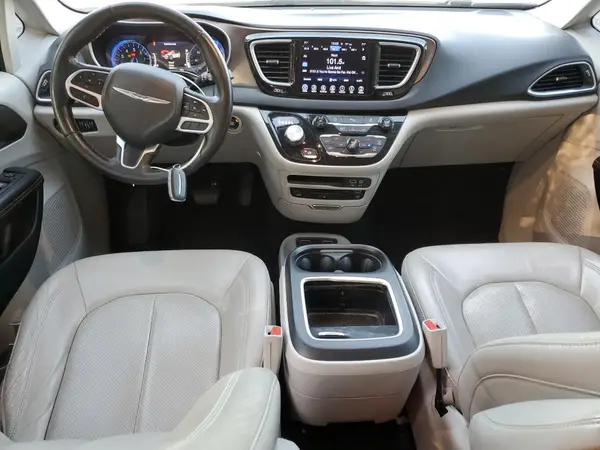 2C4RC1EG2HR832385 2017 CHRYSLER PACIFICA - Image 8