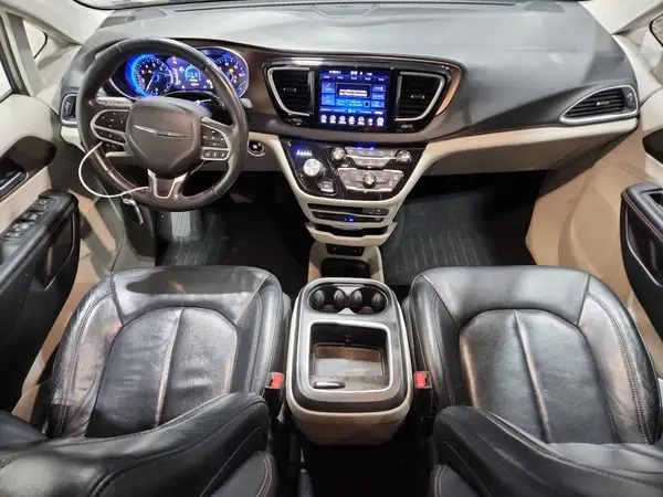 2C4RC1EG2HR832872 2017 CHRYSLER PACIFICA - Image 8