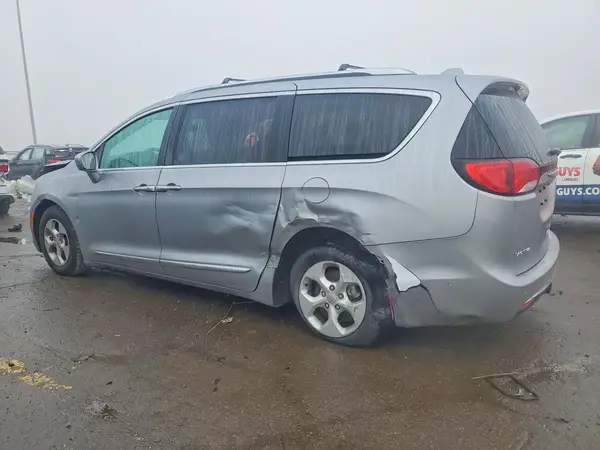 2C4RC1EG2HR846805 2017 CHRYSLER PACIFICA - Image 2