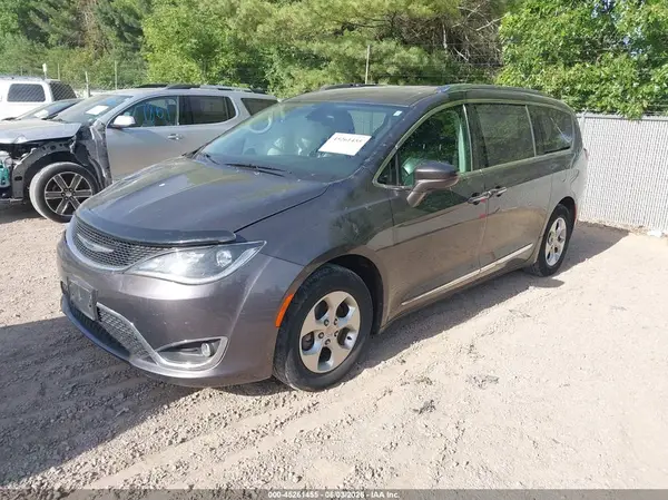2C4RC1EG2HR851342 2017 CHRYSLER PACIFICA - Image 2