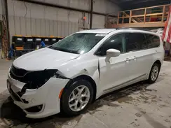 2C4RC1EG2JR111103 2018 CHRYSLER PACIFICA