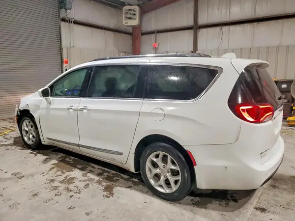 2C4RC1EG2JR111103 2018 CHRYSLER PACIFICA - Image 2