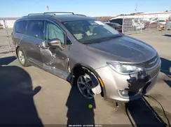 2C4RC1EG2JR116785 2018 CHRYSLER PACIFICA