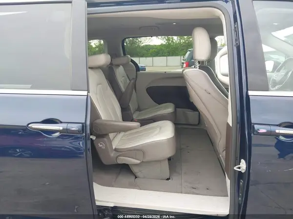 2C4RC1EG2JR121677 2018 CHRYSLER PACIFICA - Image 8