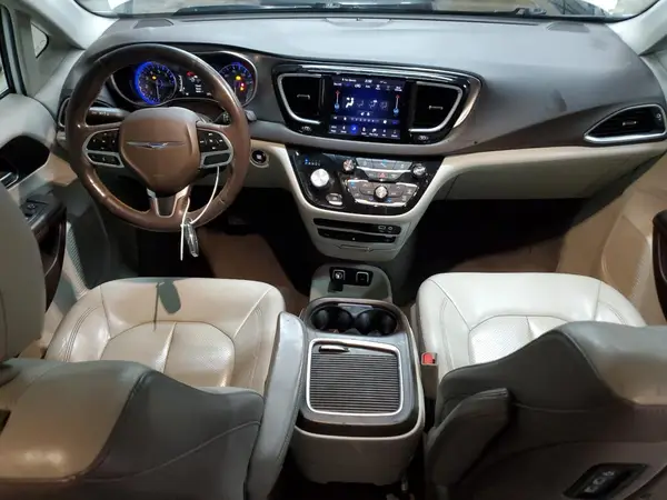 2C4RC1EG2JR132825 2018 CHRYSLER PACIFICA - Image 8