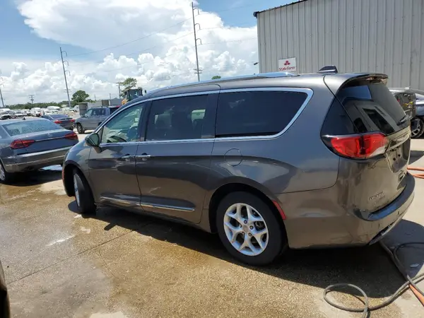 2C4RC1EG2JR166960 2018 CHRYSLER PACIFICA - Image 2