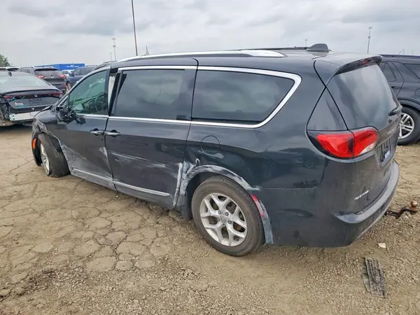 2C4RC1EG2JR194533 2018 CHRYSLER PACIFICA - Image 2