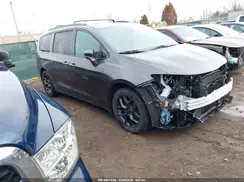 2C4RC1EG2JR197478 2018 CHRYSLER PACIFICA