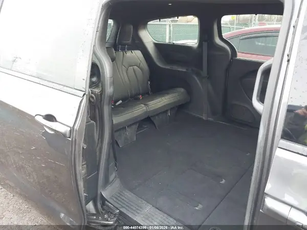 2C4RC1EG2JR197478 2018 CHRYSLER PACIFICA - Image 8