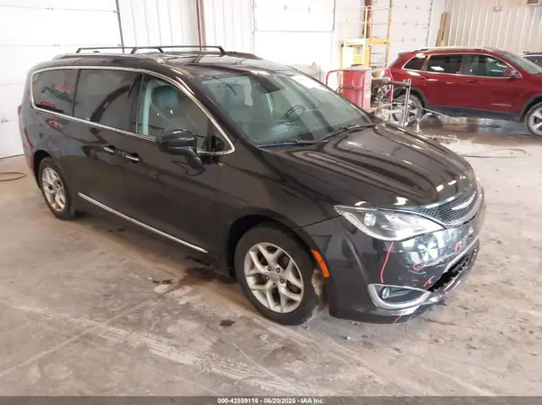 2C4RC1EG2JR197741 2018 CHRYSLER PACIFICA - Image 1