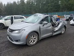 2C4RC1EG2JR271577 2018 CHRYSLER PACIFICA