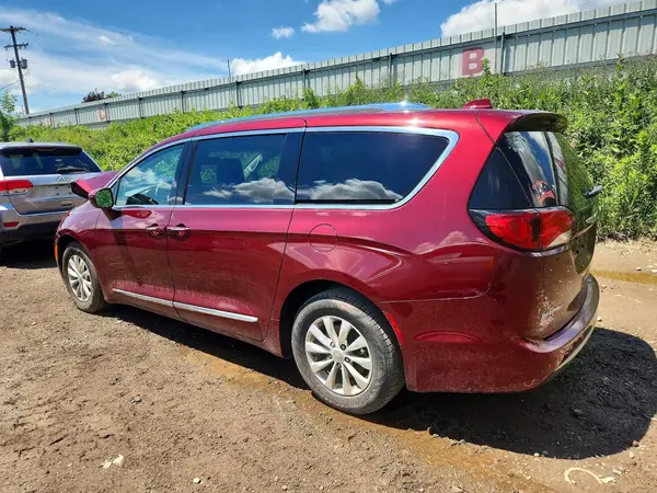 2C4RC1EG2JR289612 2018 CHRYSLER PACIFICA - Image 2
