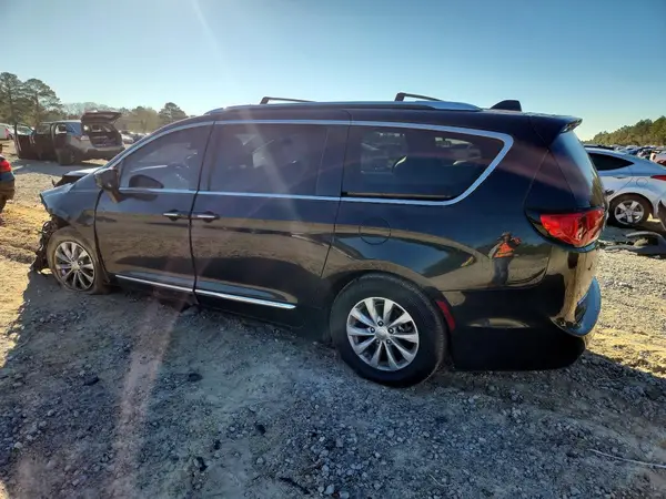 2C4RC1EG2JR293448 2018 CHRYSLER PACIFICA - Image 2