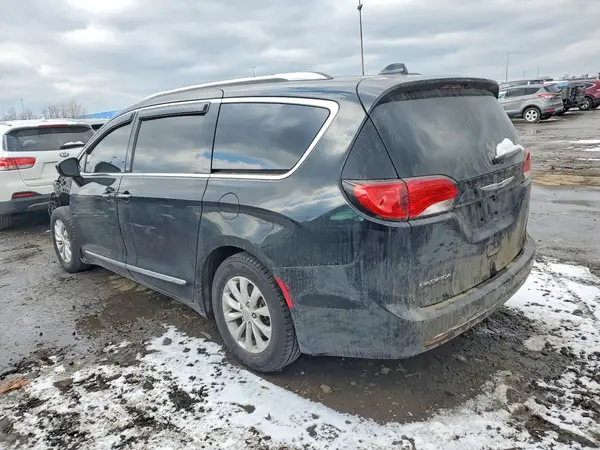 2C4RC1EG2JR315657 2018 CHRYSLER PACIFICA - Image 2