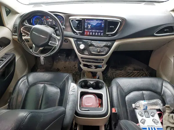 2C4RC1EG2JR315657 2018 CHRYSLER PACIFICA - Image 8