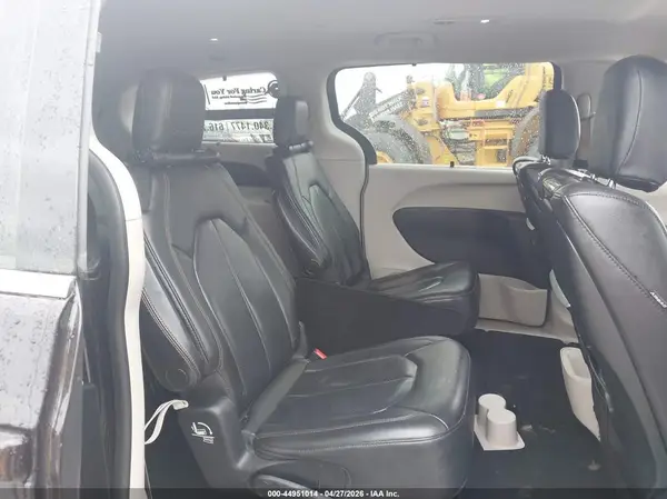 2C4RC1EG2JR315920 2018 CHRYSLER PACIFICA - Image 8