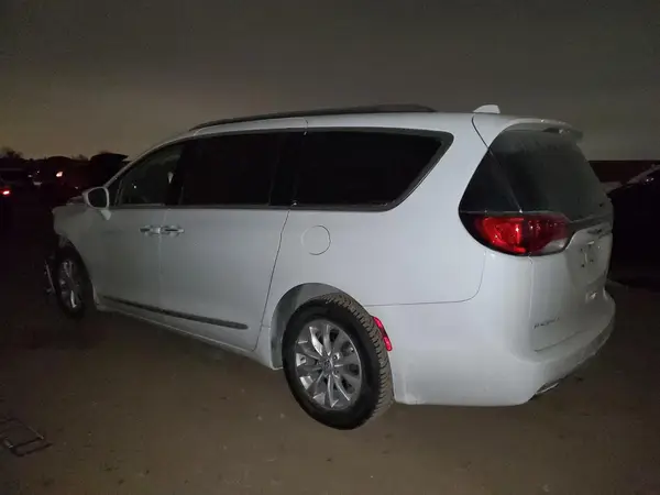 2C4RC1EG2JR340705 2018 CHRYSLER PACIFICA - Image 2