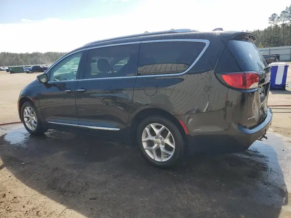 2C4RC1EG2JR353065 2018 CHRYSLER PACIFICA - Image 2