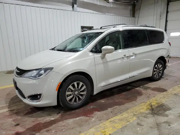 2C4RC1EG2KR597915 2019 CHRYSLER PACIFICA - Image 1