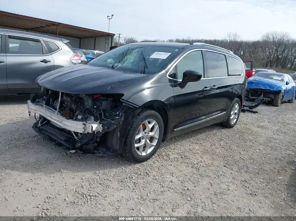 2C4RC1EG2KR634655 2019 CHRYSLER PACIFICA - Image 2